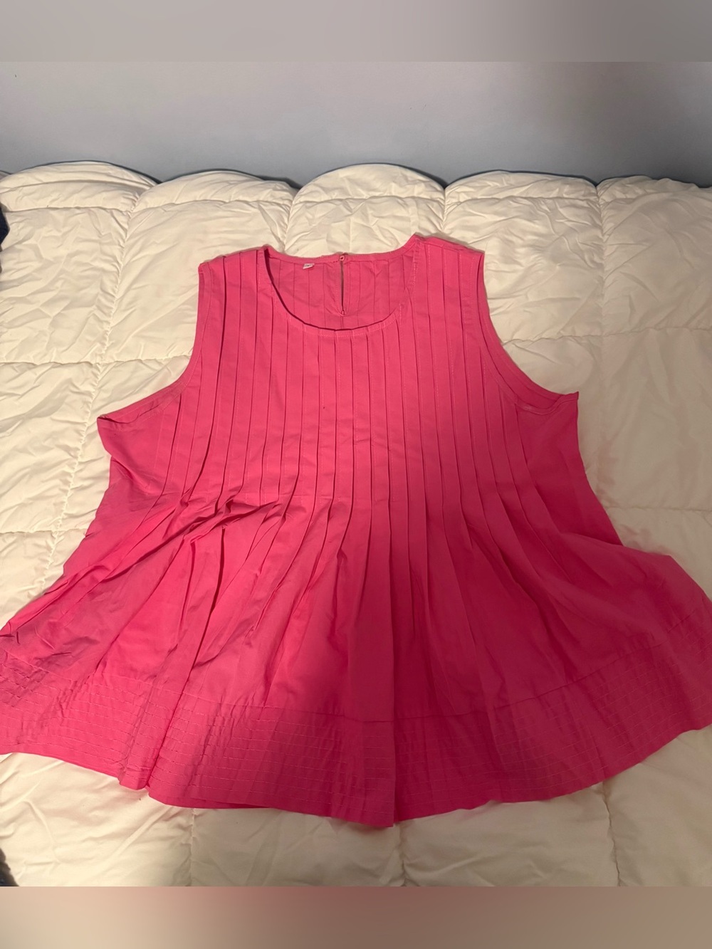 Pleated Sleeveless Tank Top in Bright Pink